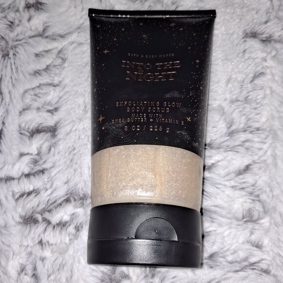 Bath & Body Works Into The Night Exfoliating Glow Body Scrub New - Picture 1 of 2